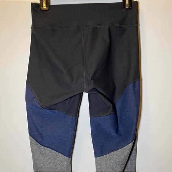 OUTDOOR VOICES Springs Leggings 7/8 Black Gray Navy Women’s Size Medium - Picture 7 of 9